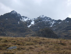 Avant de descendre, coup d'oeil sur le Forcan Ridge / Saddle