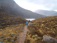 Descente vers le Loch an Eion
